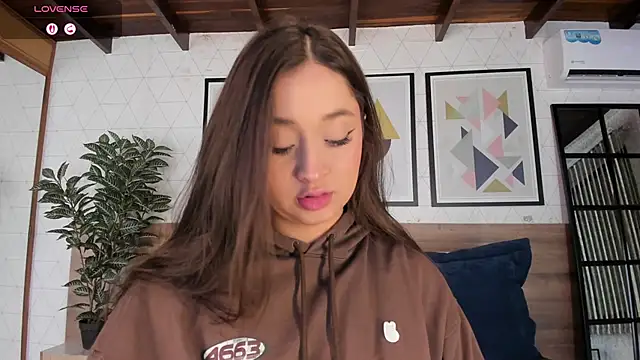 MiaKay1 online show from December 5, 3:37 am