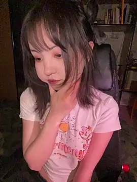 lalallalalaa- online show from February 19, 1:07 pm