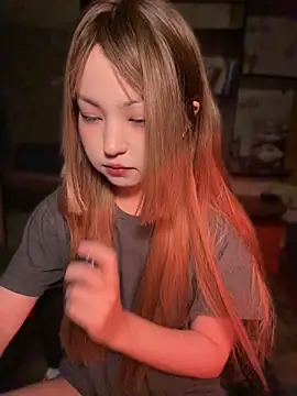 lalallalalaa- online show from April 18, 1:59 pm