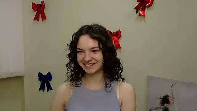  SusieSu  online show from February 8, 7:26 am