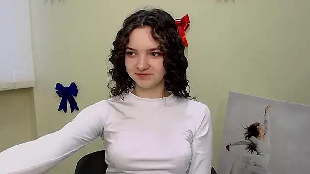  SusieSu  online show from February 23, 6:17 am