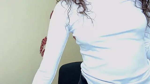  SusieSu  online show from March 3, 11:22 am