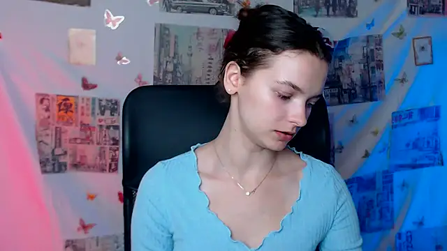 Snapshot of _SusieSu_ chatting on May 13, 12:24 pm SusieSu online show from May 13, 12:24 pm