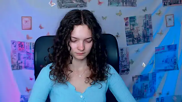 Snapshot of _SusieSu_ chatting on June 23, 6:00 am SusieSu online show from June 23, 6:00 am