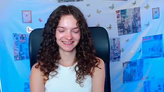 Snapshot of _SusieSu_ chatting on July 6, 12:24 pm SusieSu online show from July 6, 12:24 pm