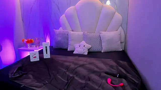 Tiffany sander online show from January 31, 3:41 am