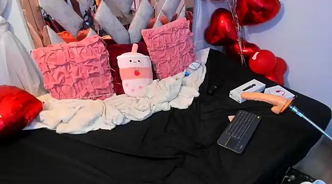 Tiffany sander online show from February 15, 9:16 am