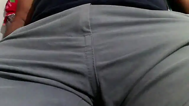 Snapshot of GO_LALA chatting on December 19, 9:29 am GO LALA online show from December 19, 9:29 am