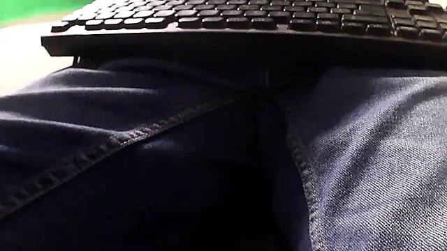 Snapshot of GO_LALA chatting on March 20, 3:34 am GO LALA online show from March 20, 3:34 am