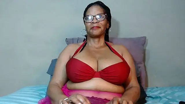 Snapshot of BustyMelonssXXXX chatting on January 26, 12:43 pm BustyMelonssXXXX online show from January 26, 12:43 pm