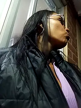 Sara-77 online show from February 5, 11:50 pm