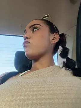 Sara-77 online show from March 30, 8:10 pm