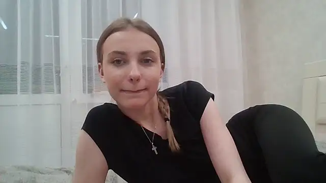 Snapshot of Sweety_Nika chatting on March 8, 3:17 am Sweety Nika online show from March 8, 3:17 am