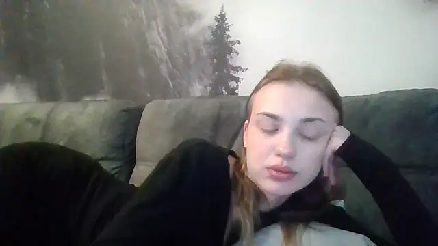 Snapshot of Sweety_Nika chatting on March 23, 2:15 am Sweety Nika online show from March 23, 2:15 am