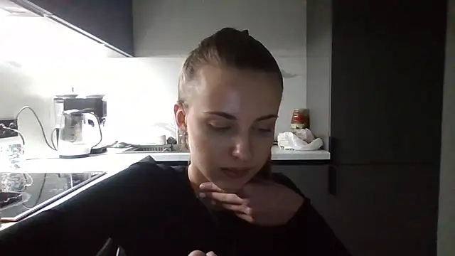 Snapshot of Sweety_Nika chatting on September 17, 9:27 pm Sweety Nika online show from September 17, 9:27 pm