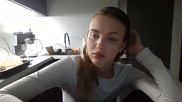 Snapshot of Sweety_Nika chatting on September 23, 8:56 pm Sweety Nika online show from September 23, 8:56 pm