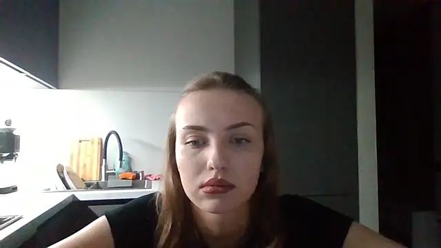 Snapshot of Sweety_Nika chatting on October 20, 5:35 pm Sweety Nika online show from October 20, 5:35 pm