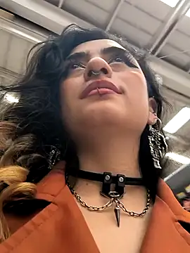 Lila Desiree online show from December 31, 9:39 pm