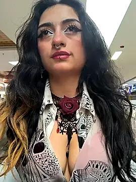 Lila Desiree online show from February 21, 5:31 pm