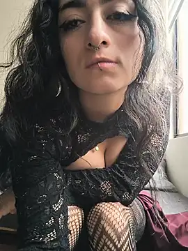 Snapshot of Lila_Desiree chatting on July 19, 9:51 pm Lila Desiree online show from July 19, 9:51 pm