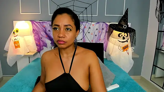 Kamila-Kane online show from October 28, 8:00 pm