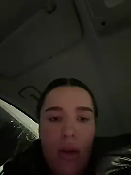 Snapshot of maisiesmithx chatting on December 23, 5:54 pm maisiesmithx online show from December 23, 5:54 pm