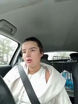 Snapshot of maisiesmithx chatting on December 26, 12:05 pm maisiesmithx online show from December 26, 12:05 pm