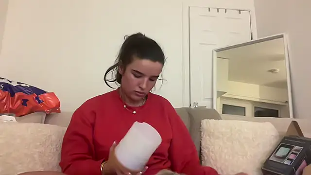 Snapshot of maisiesmithx chatting on January 21, 12:25 am maisiesmithx online show from January 21, 12:25 am