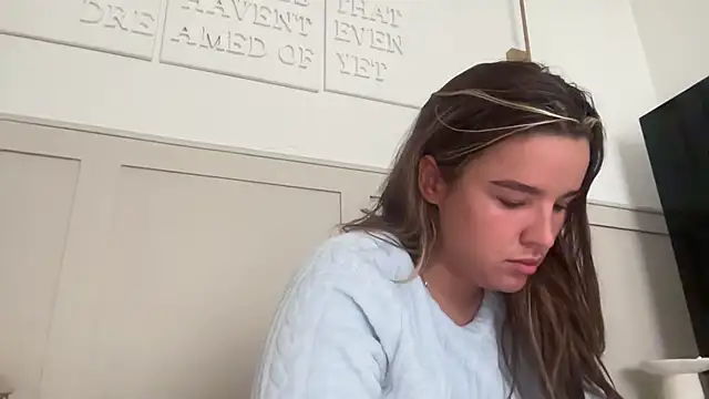 Snapshot of maisiesmithx chatting on October 2, 4:36 pm maisiesmithx online show from October 2, 4:36 pm