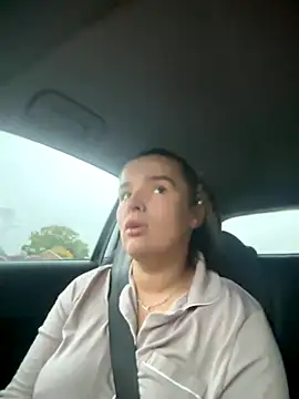 Snapshot of maisiesmithx chatting on October 14, 6:25 am maisiesmithx online show from October 14, 6:25 am