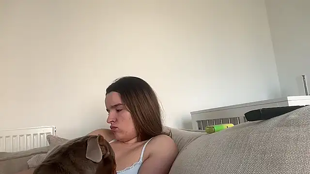 Snapshot of maisiesmithx chatting on March 11, 12:22 pm maisiesmithx online show from March 11, 12:22 pm