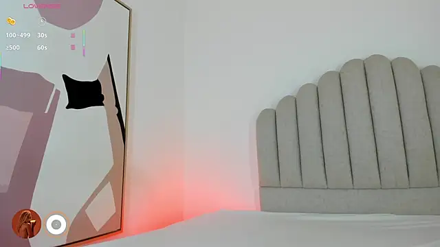 Nikki Angel  online show from December 15, 7:18 pm