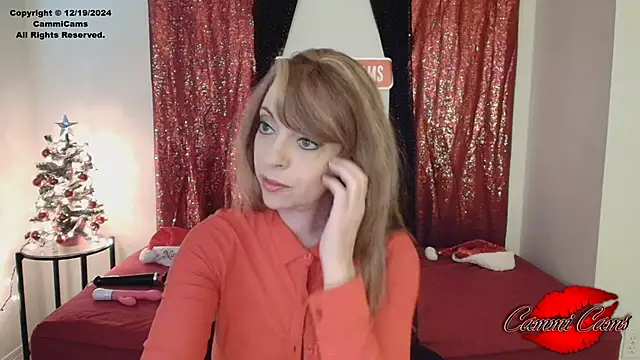 Snapshot of CammiCams chatting on December 19, 8:23 pm CammiCams online show from December 19, 8:23 pm