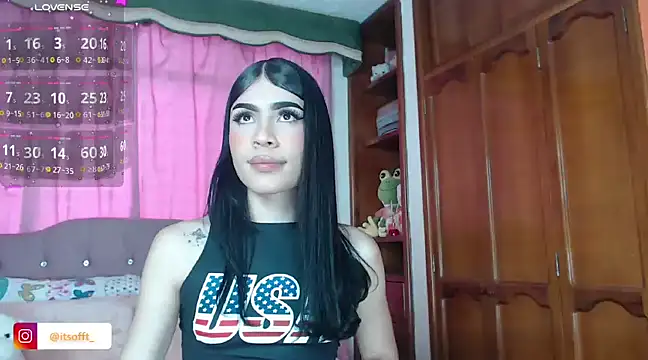 Snapshot of cuttebabe_ chatting on February 22, 9:04 pm cuttebabe  online show from February 22, 9:04 pm