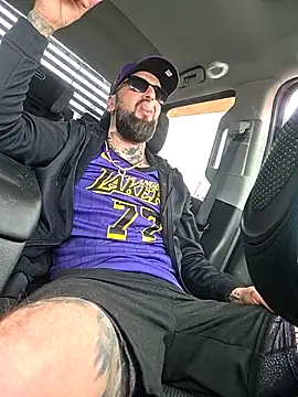 Beardedtattood online show from November 6, 2:51 pm