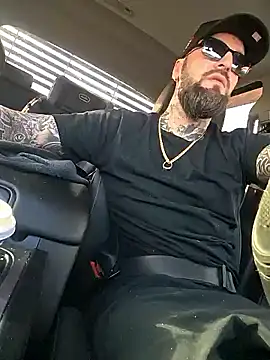 Beardedtattood online show from November 24, 1:55 pm