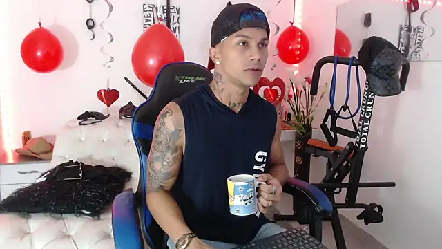 Leonard Price online show from February 13, 2:12 am