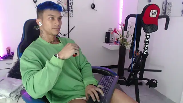 Leonard Price online show from February 28, 7:37 am