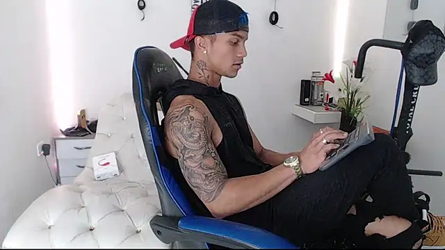 Leonard Price online show from March 6, 12:52 pm