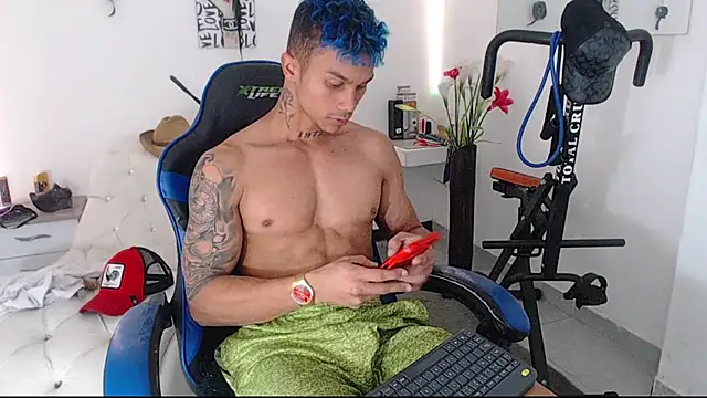 Leonard Price online show from March 22, 6:36 pm