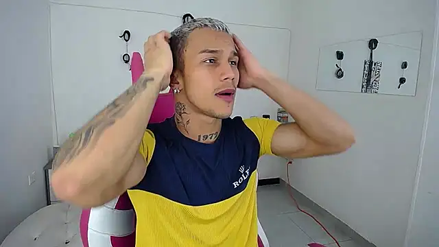 Leonard Price online show from September 11, 2:44 am