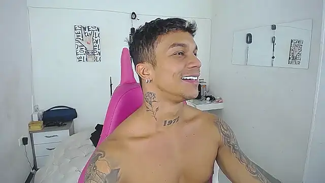 Leonard Price online show from January 13, 3:45 am