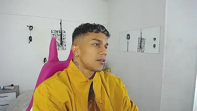 Leonard Price online show from January 19, 12:09 pm