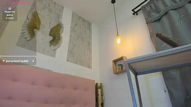 Snapshot of zhamira_21 chatting on October 11, 9:24 pm zhamira 21 online show from October 11, 9:24 pm