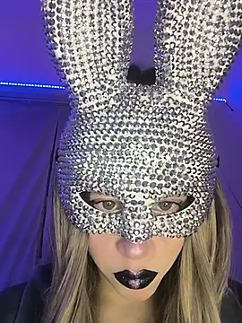 Snapshot of Deepsylove chatting on November 10, 4:00 am Deepsylove online show from November 10, 4:00 am