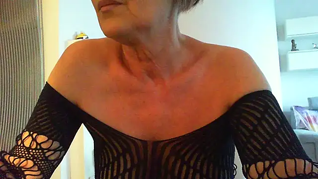 Snapshot of __Angel78__ chatting on September 29, 11:59 am Angel78 online show from September 29, 11:59 am