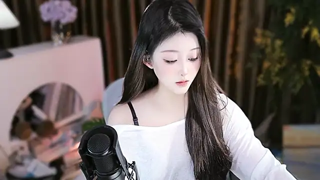 Arwyn-rr online show from November 13, 11:31 am