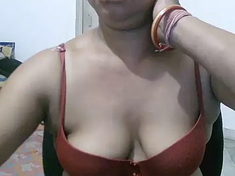 MITAALI009 online show from April 27, 5:22 pm