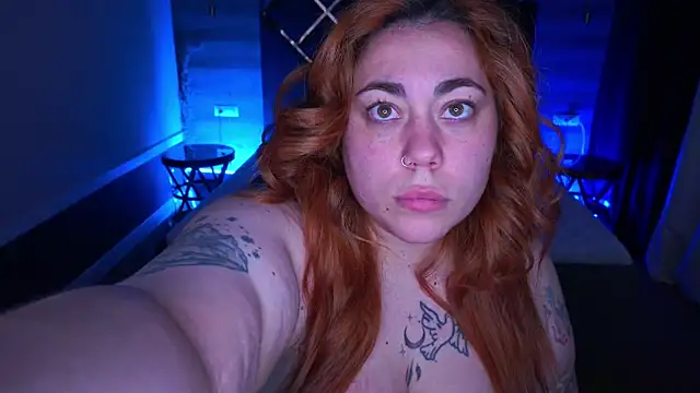 Kittywakee online show from November 8, 9:02 pm