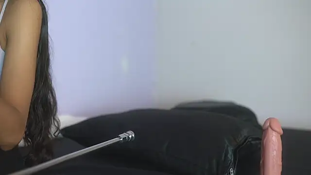 lupeebony online show from March 11, 7:42 pm